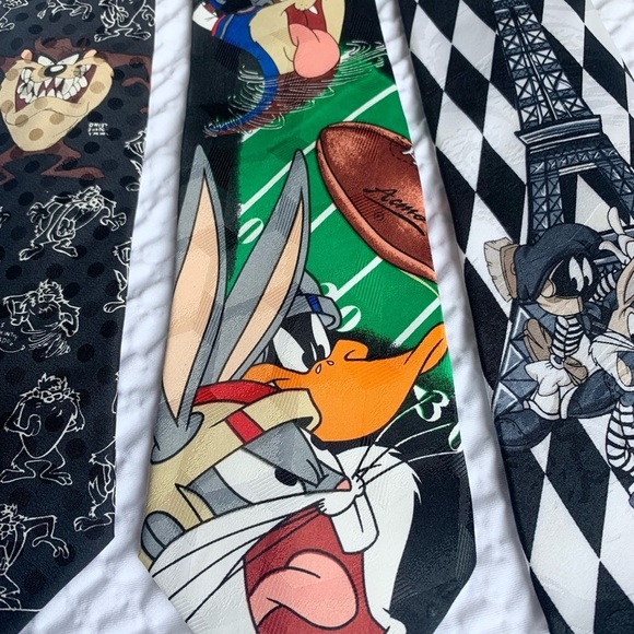 Looney Tunes Bundle of 3 Neckties - Picture 3 of 11